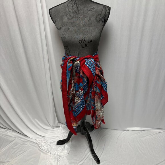 Red Blue Floral Scarf Fringed Ends Wrap Shawl Cover Up Versatile Styling - Picture 4 of 9